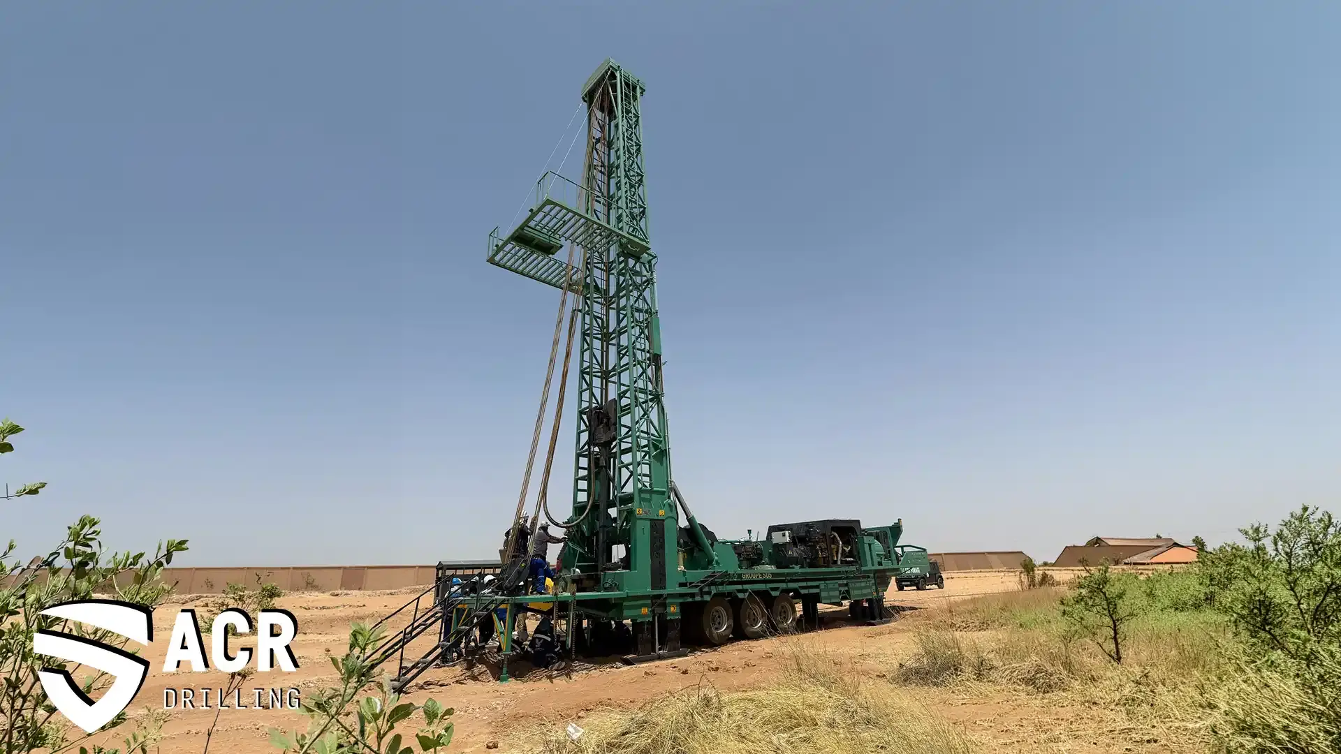 Histoire du Succès de l’ACR-2500D dans les Déserts du Niger : Un Grand Projet d’Infrastructure